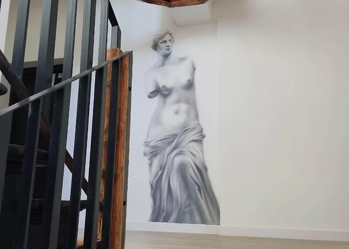 Kamienica Centrum Nr 9 * شتشيتسين